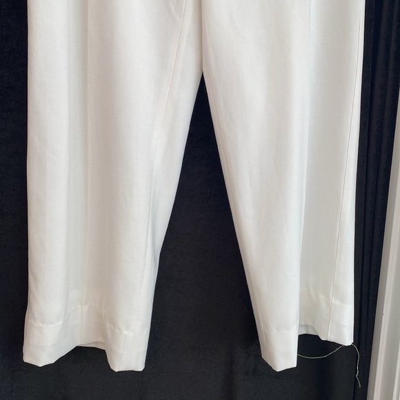 Cato woman’s slack, size 16 W, white x fully lined, polyester - Picture 3 of 10